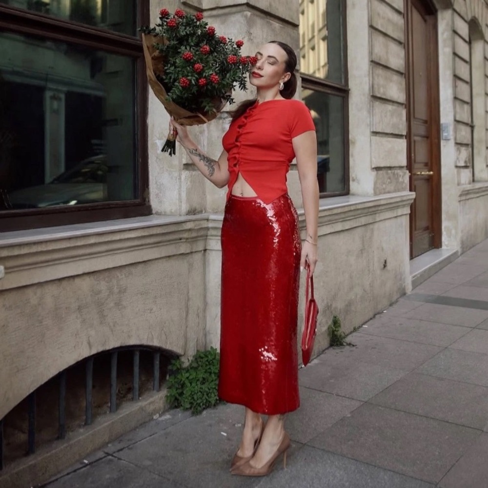 Elegant Red Sequin Skirt